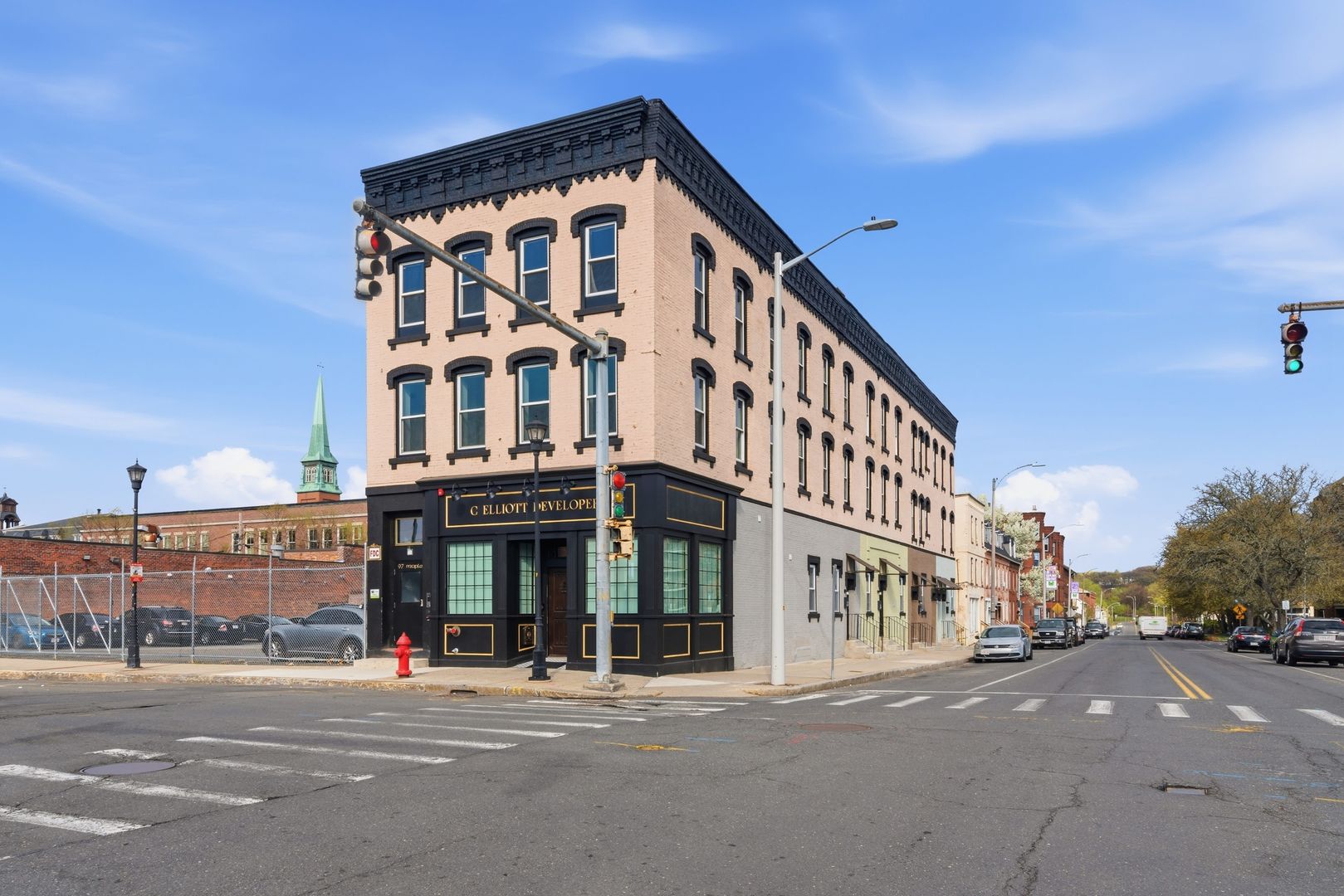 Holyoke Apartment: 97 Maple Street