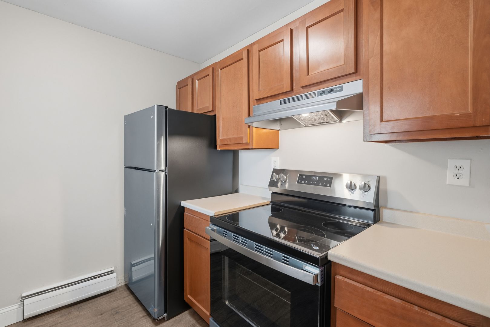 Holyoke Apartment: 164-178 High Street