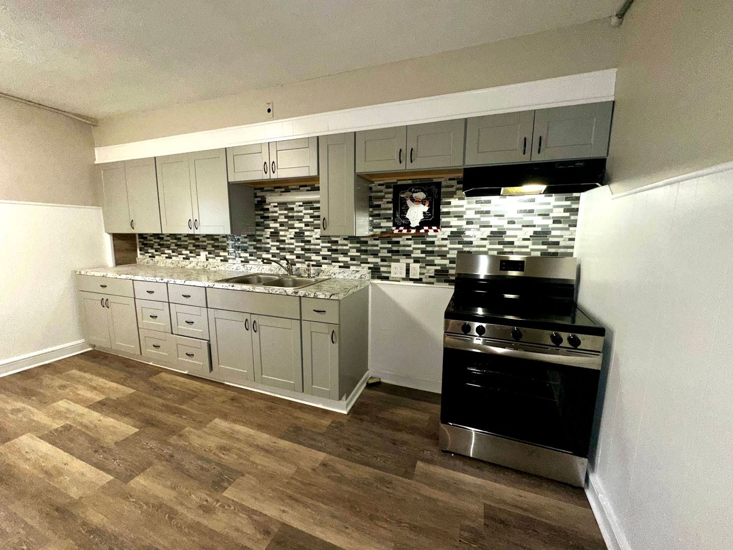 Holyoke Apartment: 63 West Street