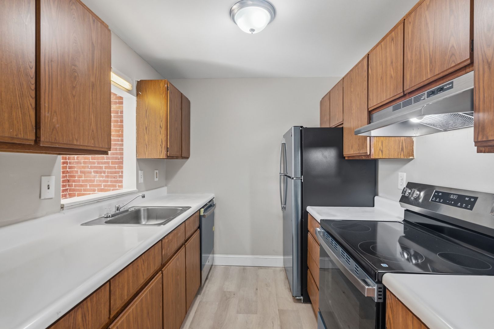 Holyoke Apartment: 164-178 High Street