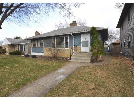 Beautiful 4 Bedroom, 2 Bathroom Home – photo 1