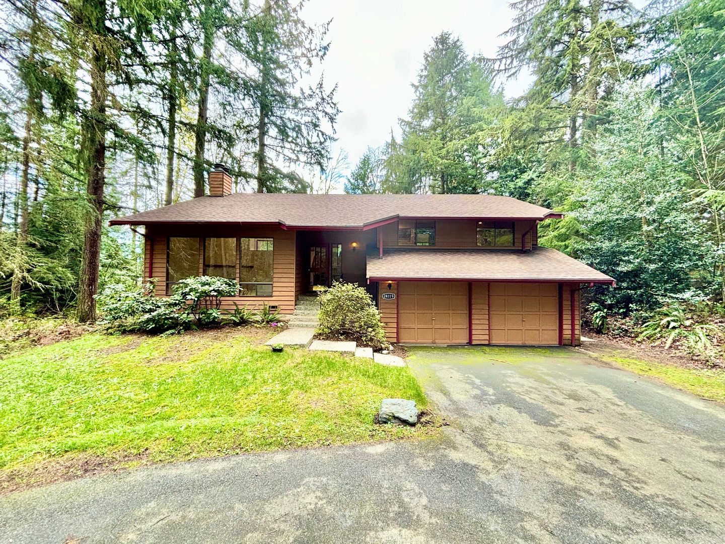 Sammamish House: 24119 SE 18th PL
