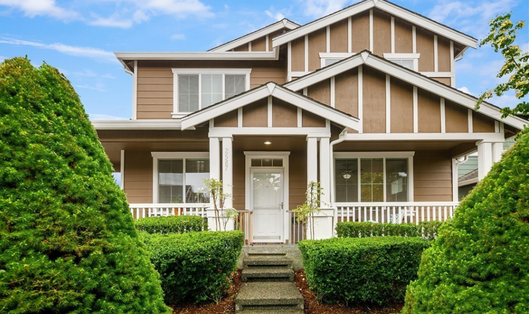 Issaquah House: 2587 NE Julep St