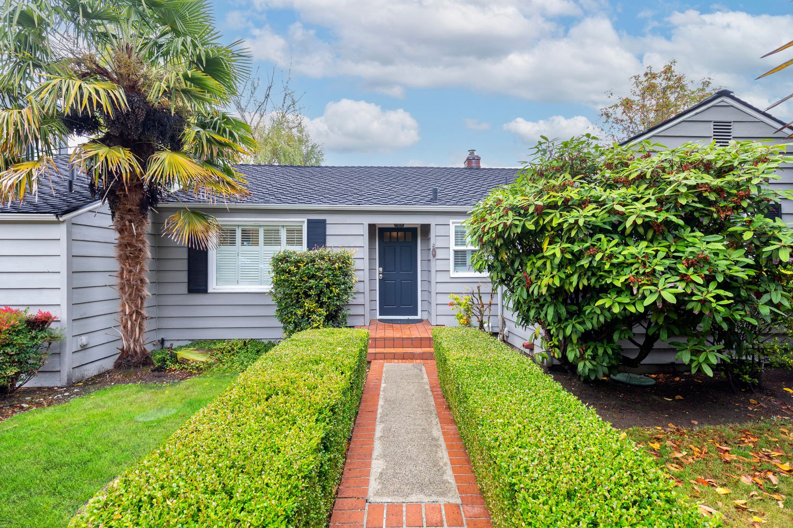 Seattle House: 6014 NE 60th St