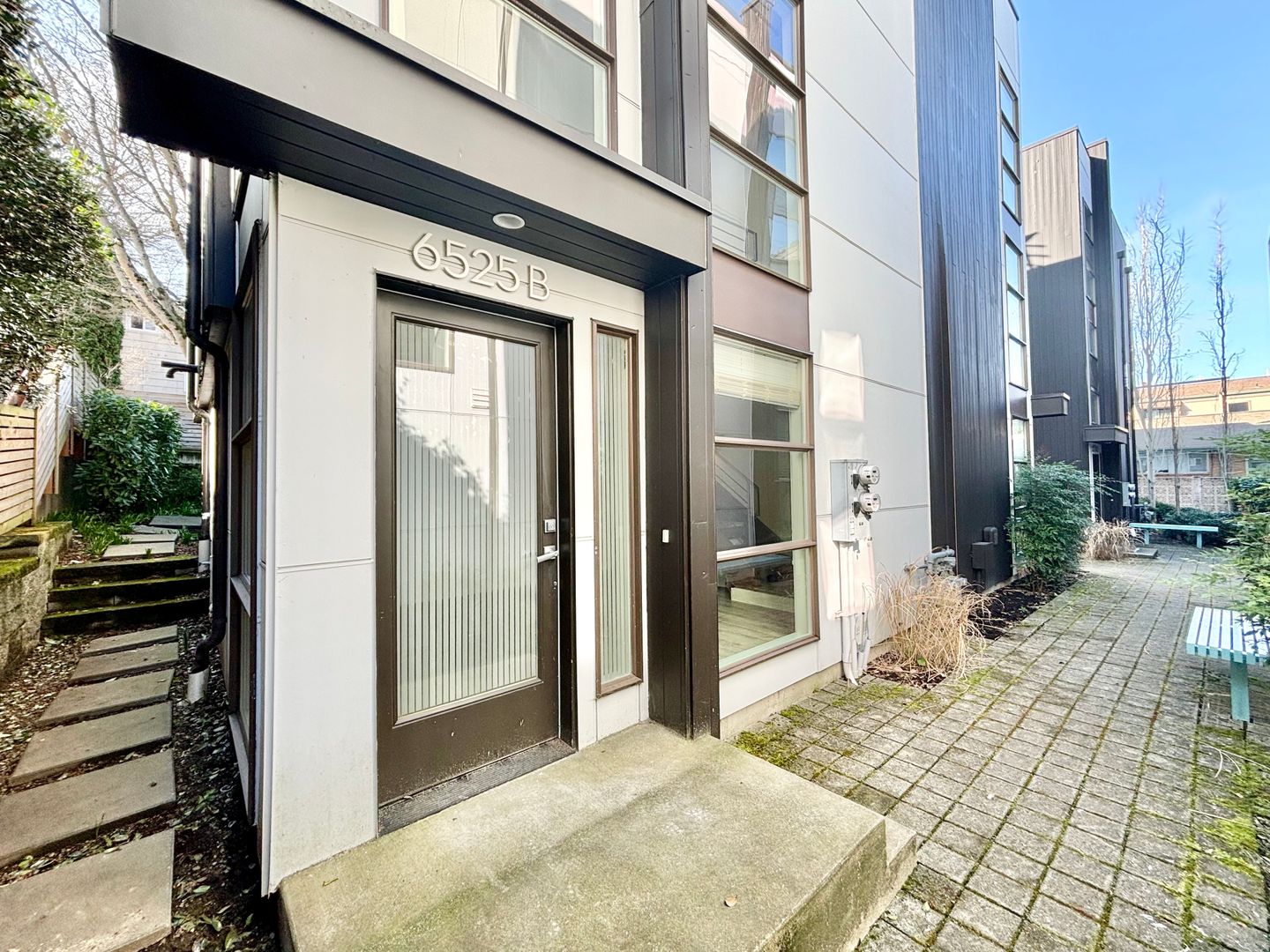 Seattle Townhome: 6525 B 4th Ave NE
