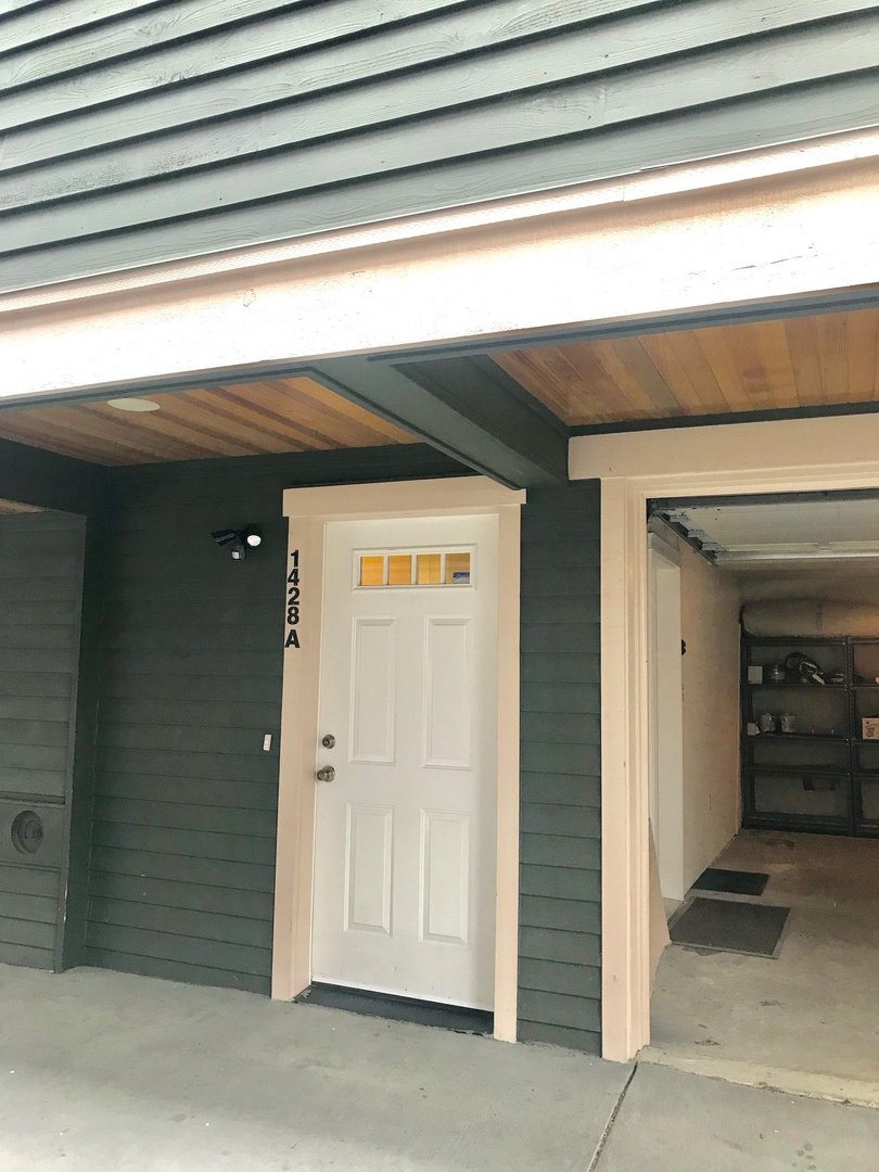 Seattle Townhome: 1428 NW 59th St
