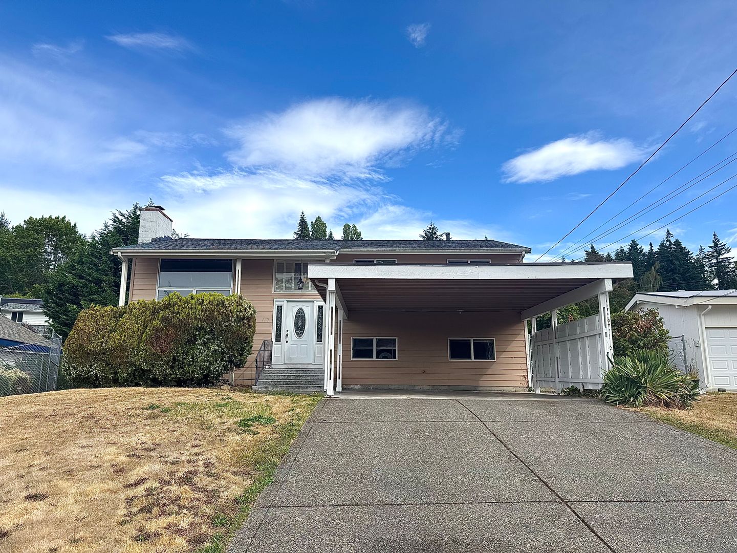 Bellevue House: 170 154th Pl NE