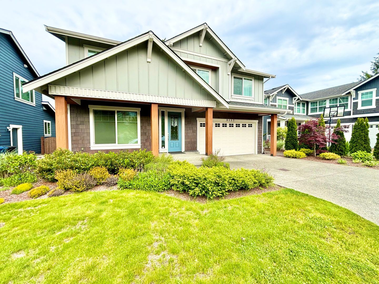 Mercer Island House: 8157 SE 24th St