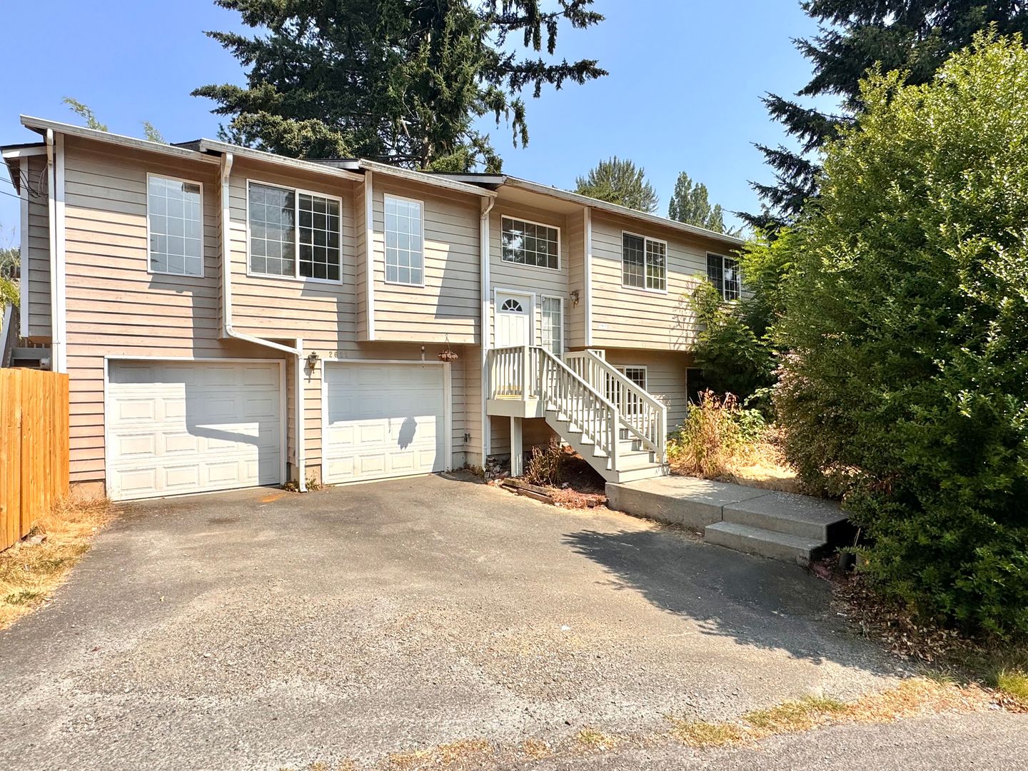 Seattle House: 2620 NE 136th St