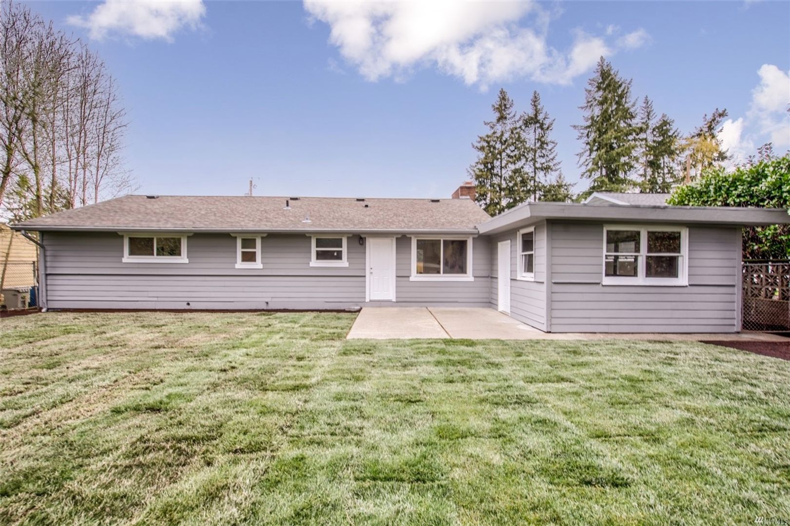 Renton House: 2633 NE 23rd Street