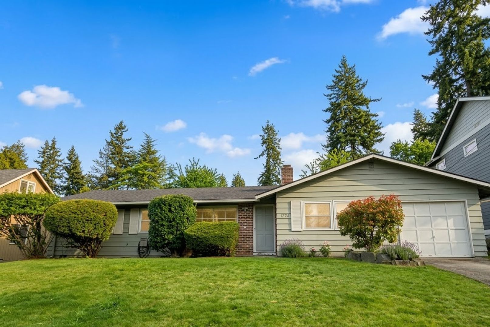 Bellevue House: 1722 147th Ave SE