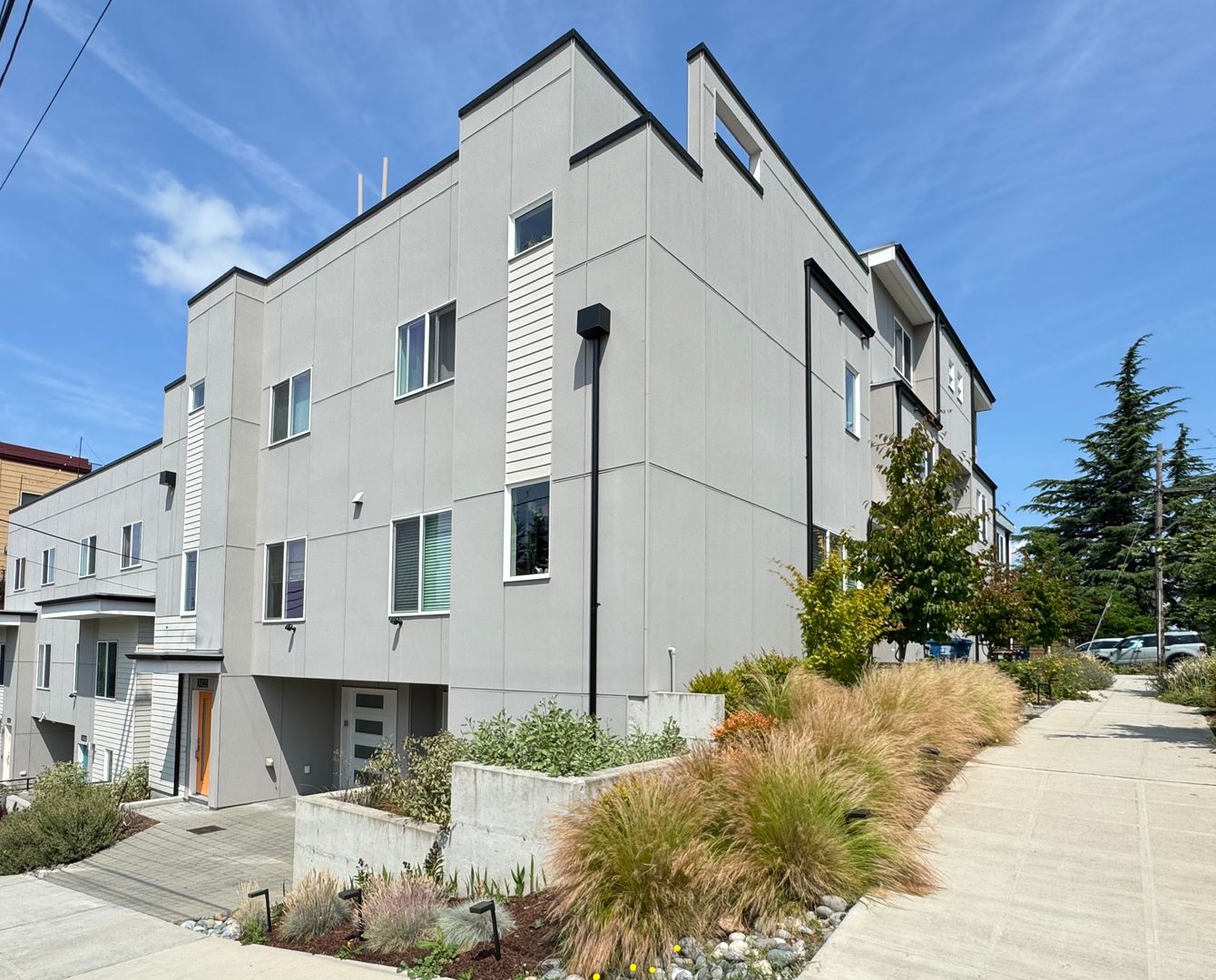 Seattle Townhome: 13703 35th Ave NE
