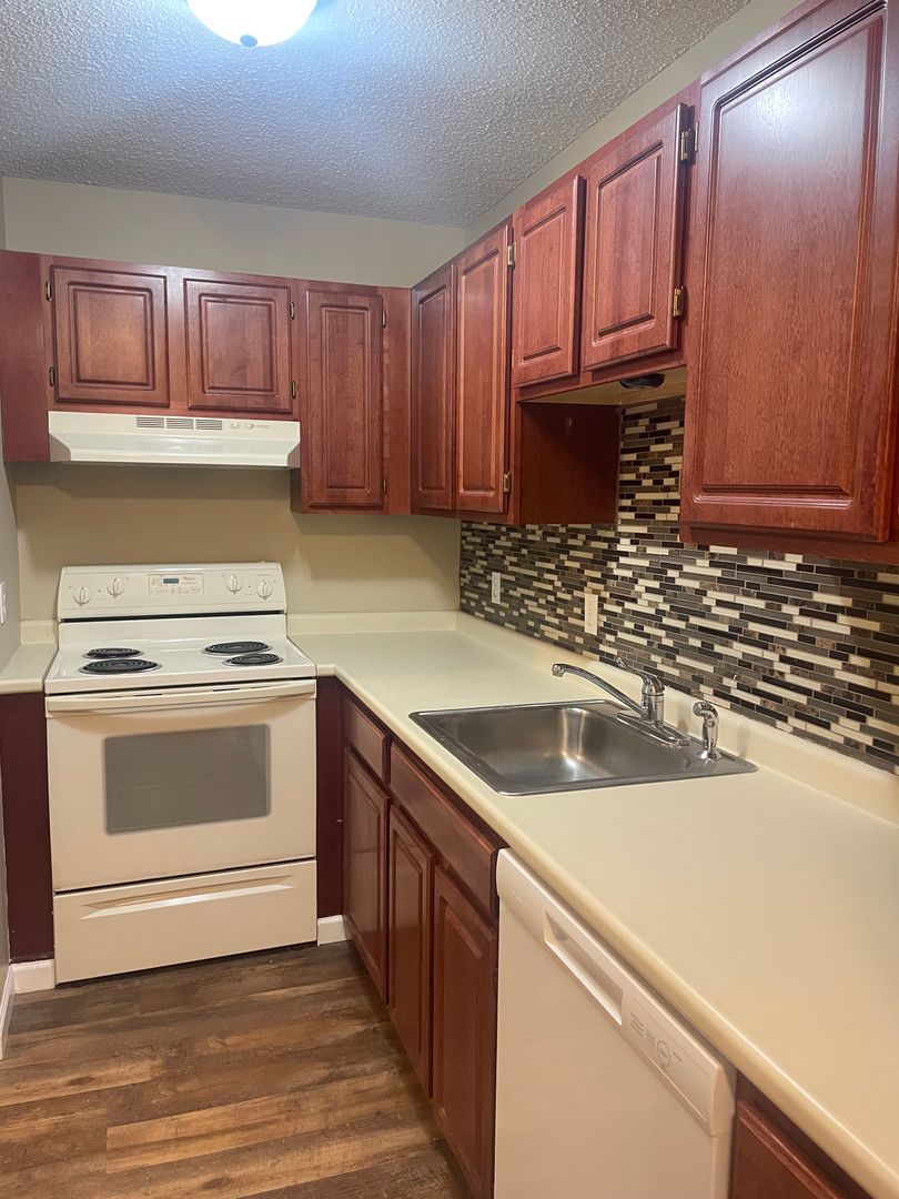 Springville Apartment: 164 Barnstead Drive