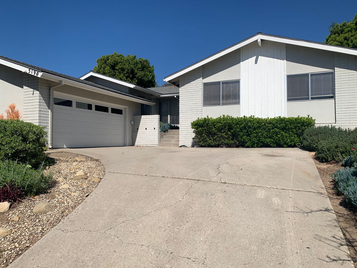 Santa Barbara House: 5190 Vista Bahia