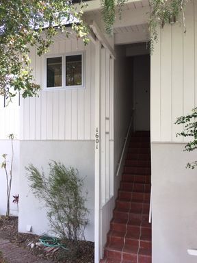 Ocean & city views! Completely renovated upstairs 2bd/2ba(duplex) – photo 1