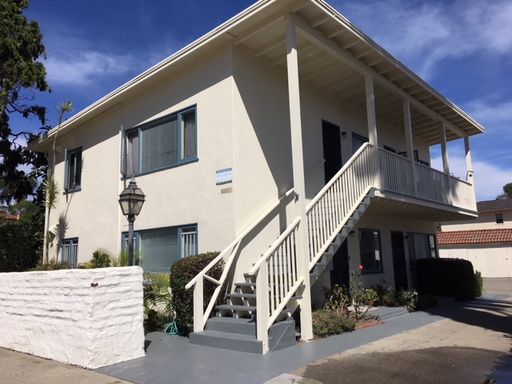 Your West Beach Retreat — 1BR Apartment with Parking – photo 1