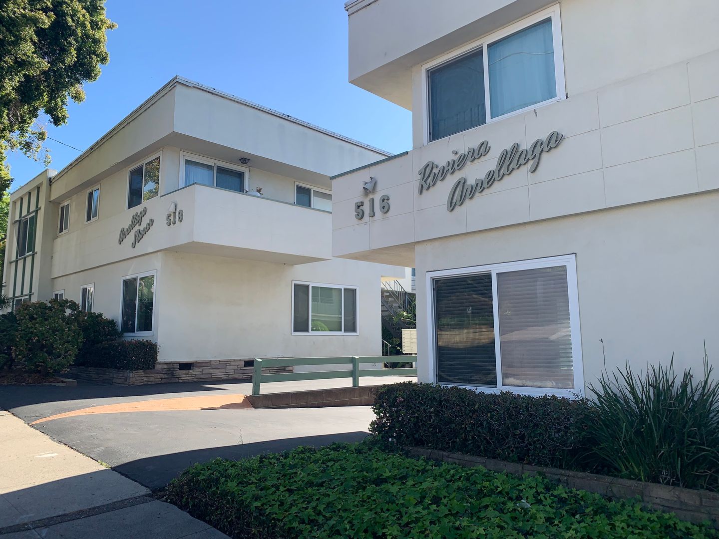 Santa Barbara Apartment: 516 - 518 East Arrellaga Street