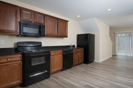 3bd/2.5ba Townhouse in Northeast Columbia – photo 1