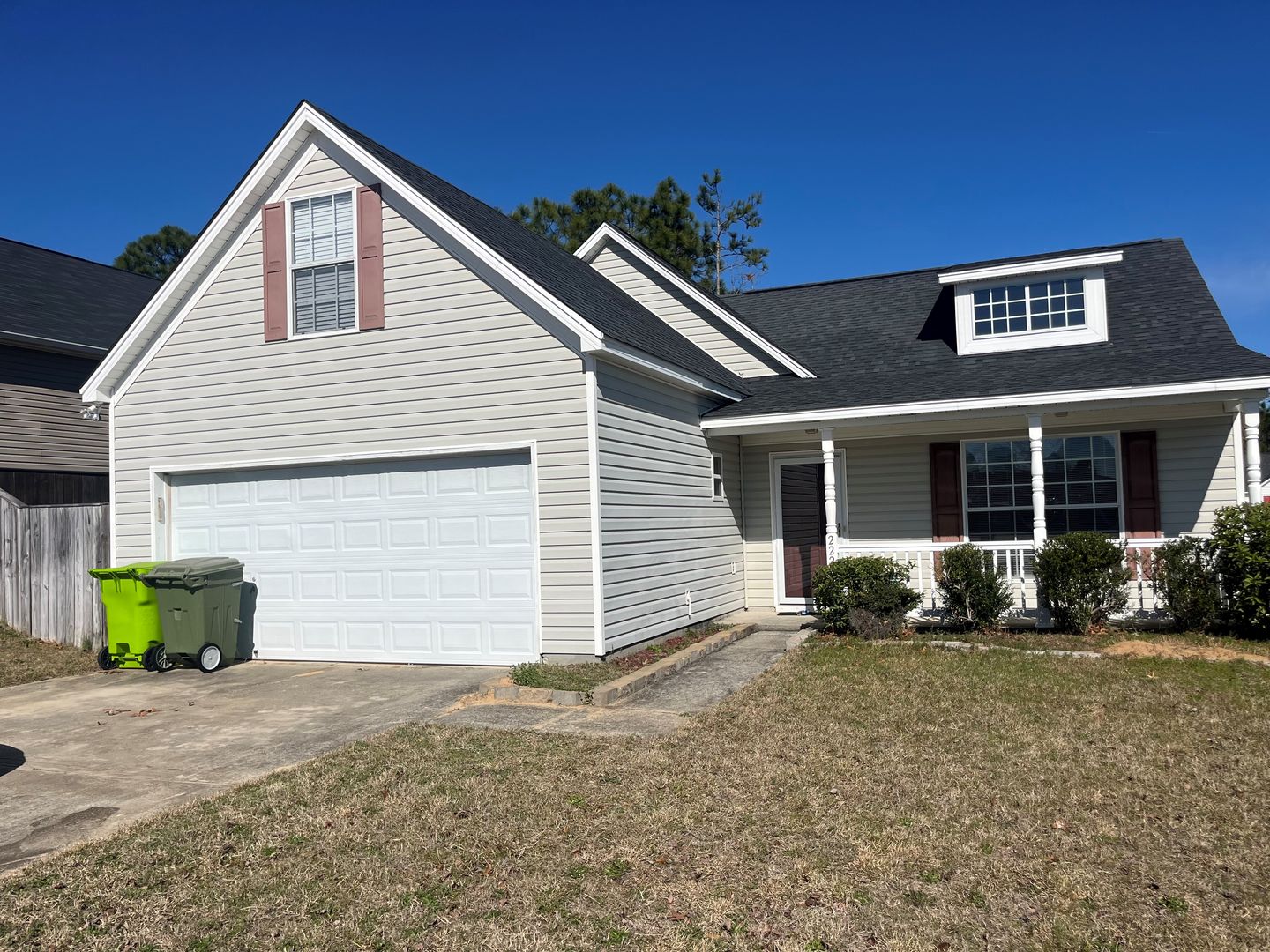 Columbia House: 222 Legend Oaks Drive