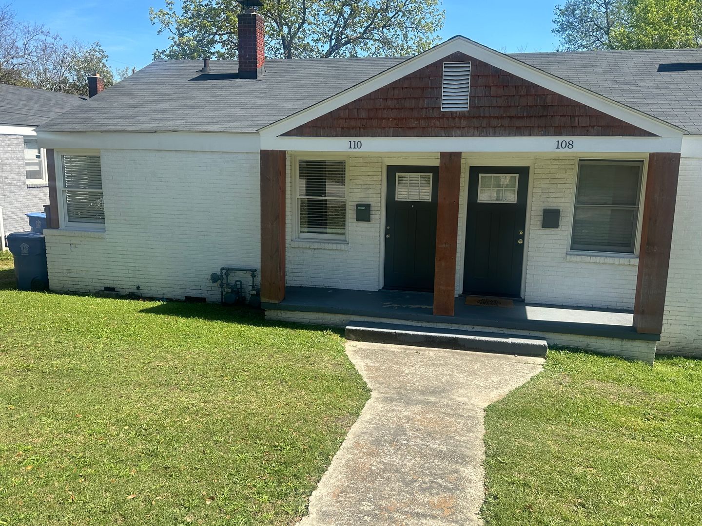 Columbia Multiplex: 108-110 Kilbourne Rd