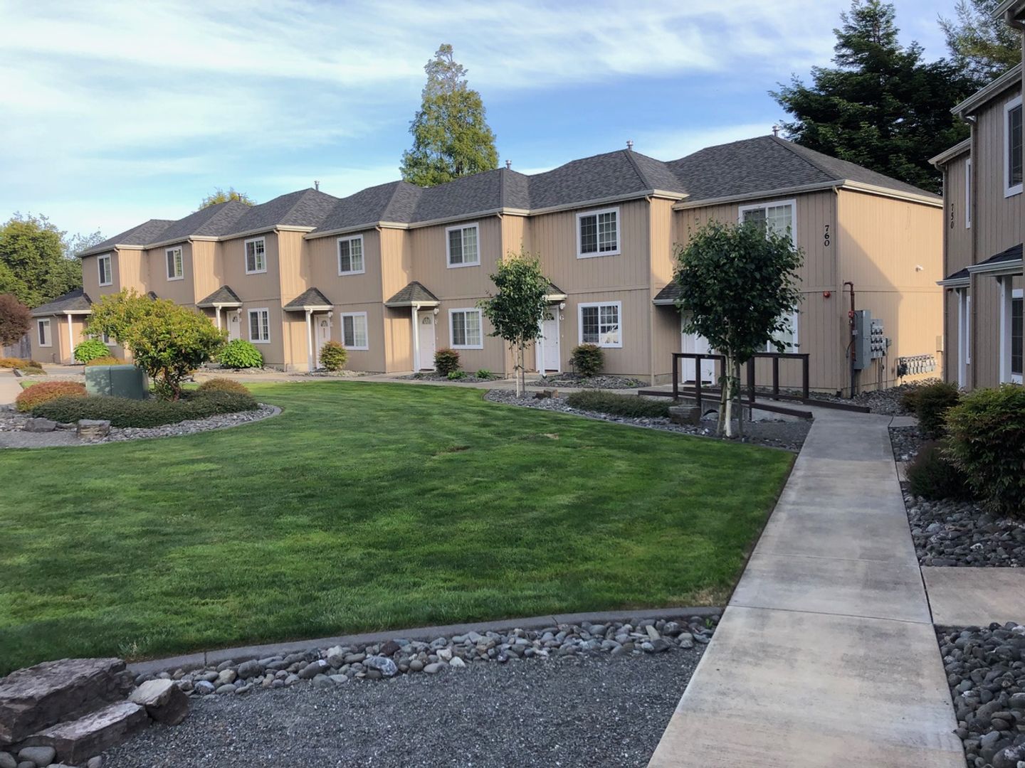 Arcata Apartment: 760 Bayside Road