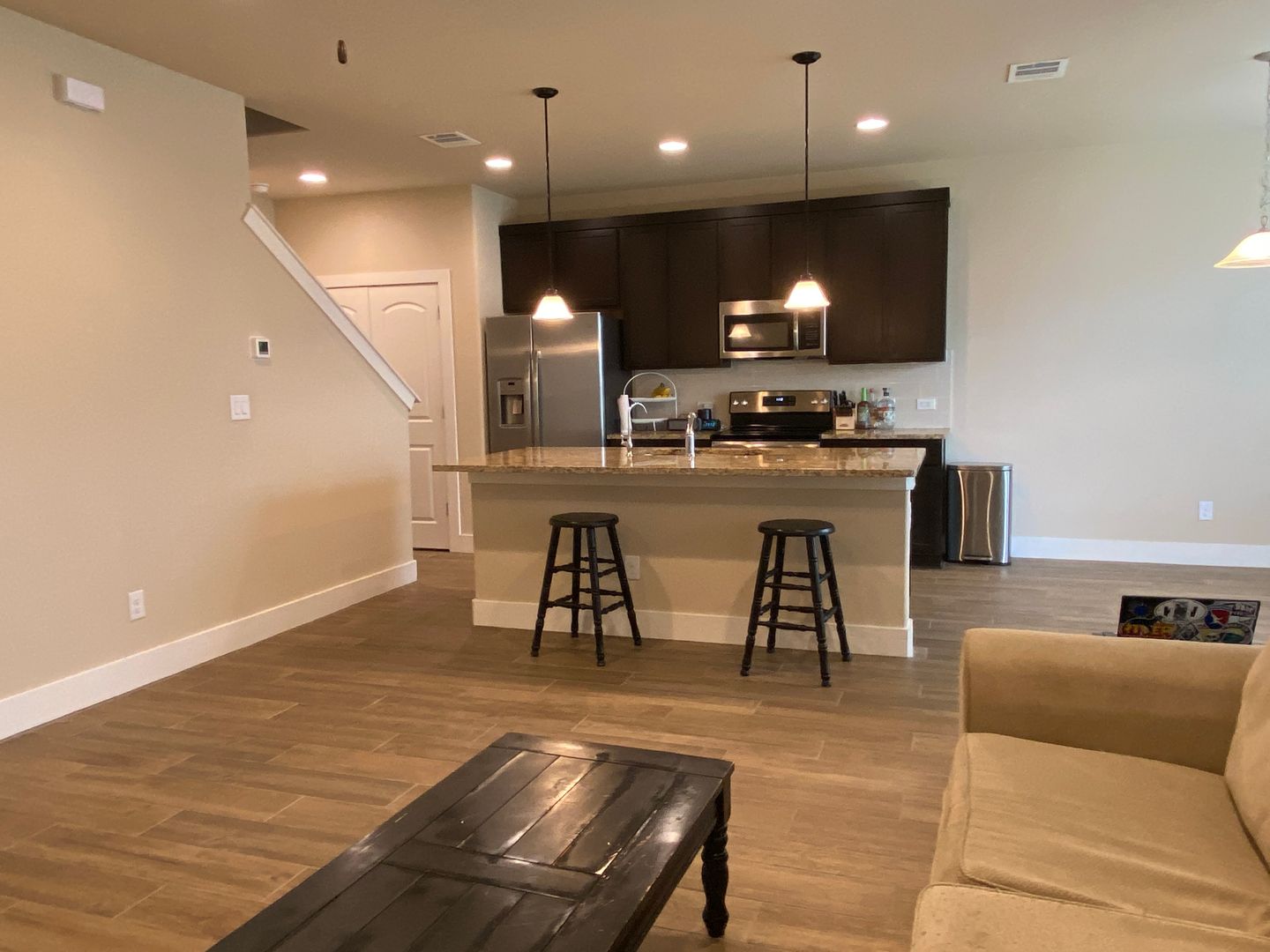 Annette 351 Madison Oaks Dr GTX 2 of 8