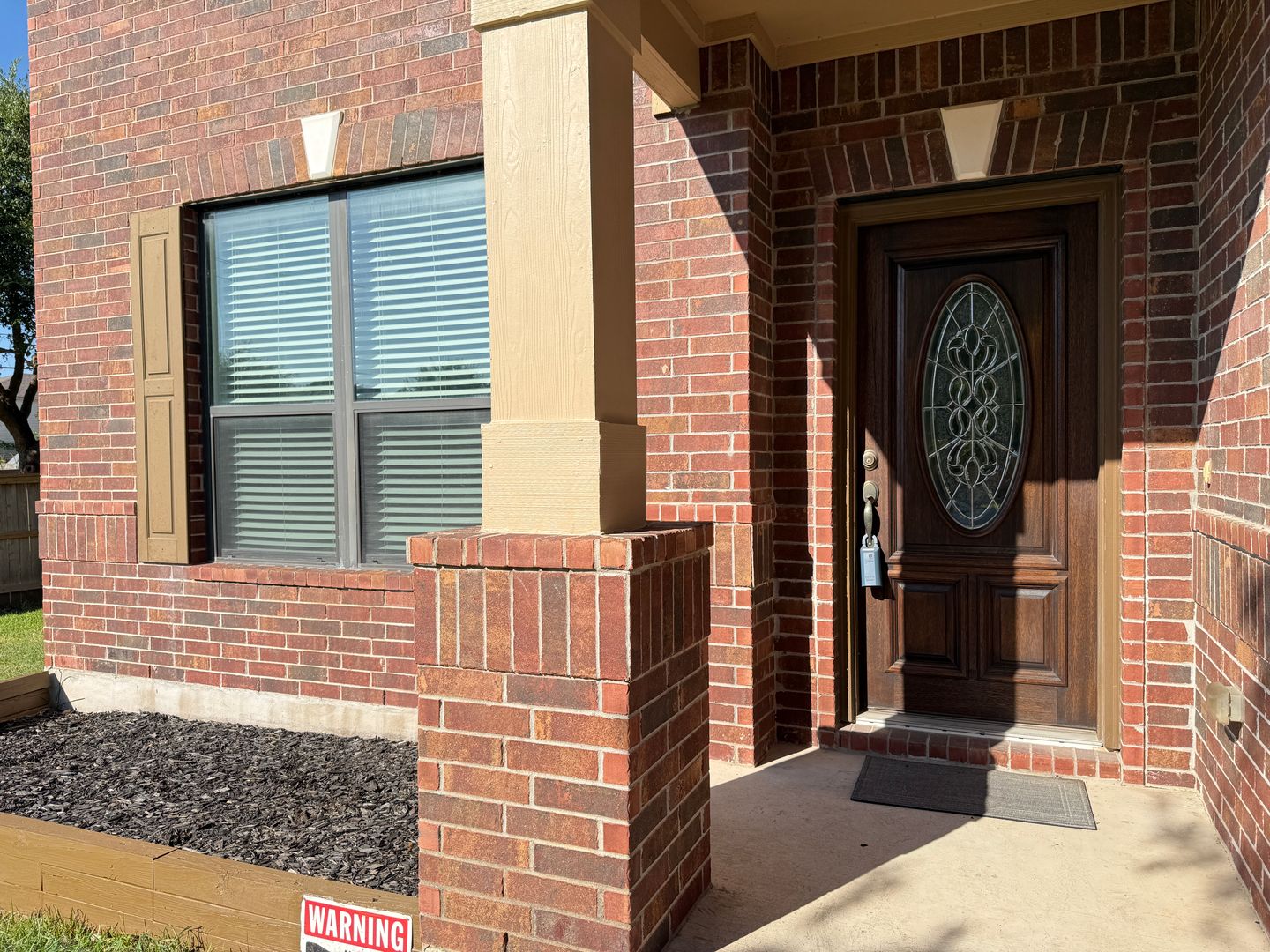 Annette's - 2250 Howry Dr - GTX 3 of 12