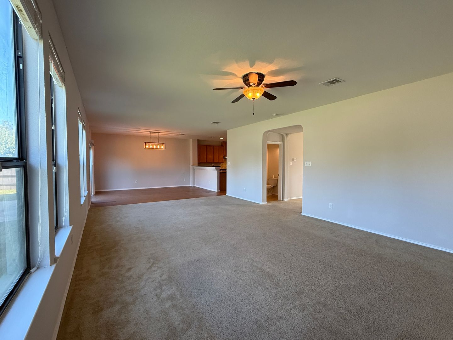 Annette's - 2250 Howry Dr - GTX 11 of 12
