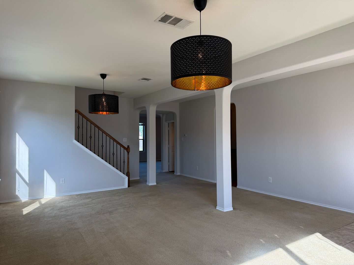 Annette's - 2250 Howry Dr - GTX 5 of 12