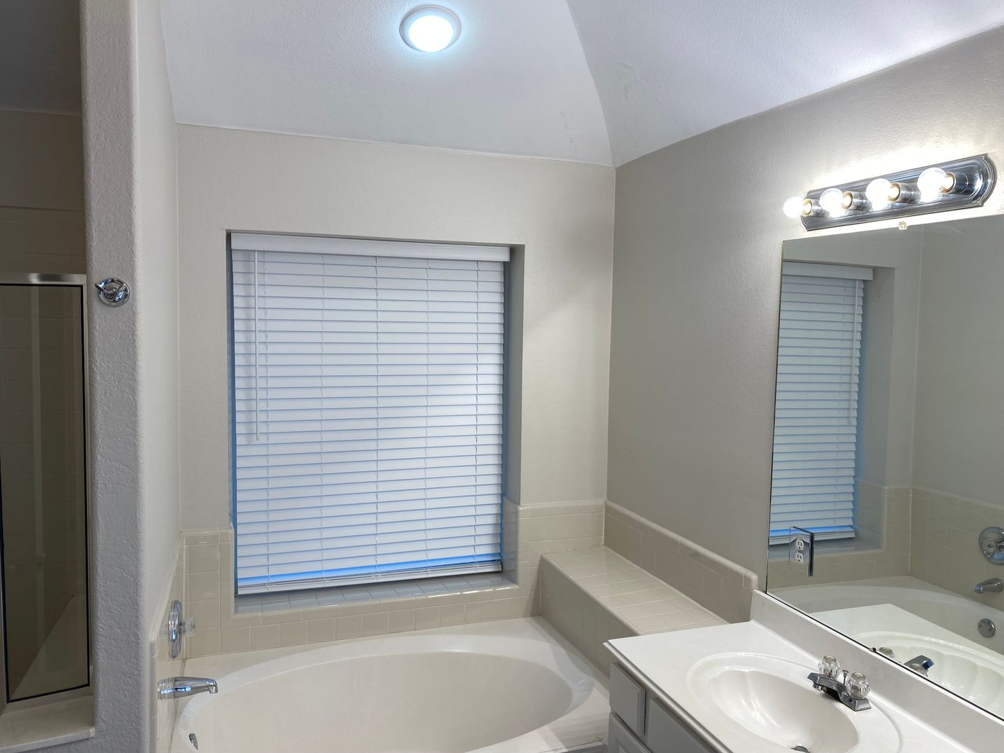 Round Rock House: 4108 N Summercrest Loop