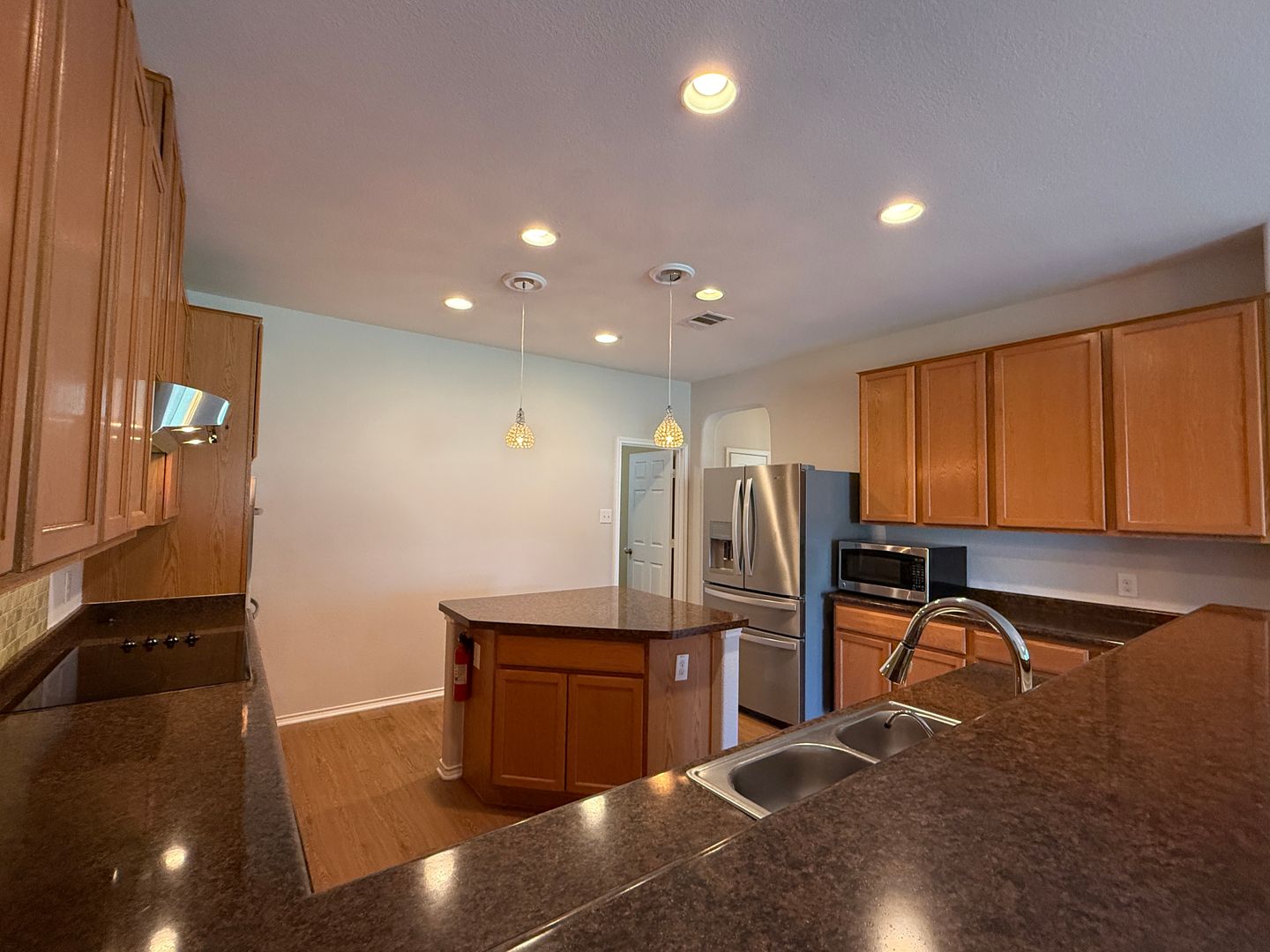 Annette's 2250 Howry Dr GTX 2 of 8