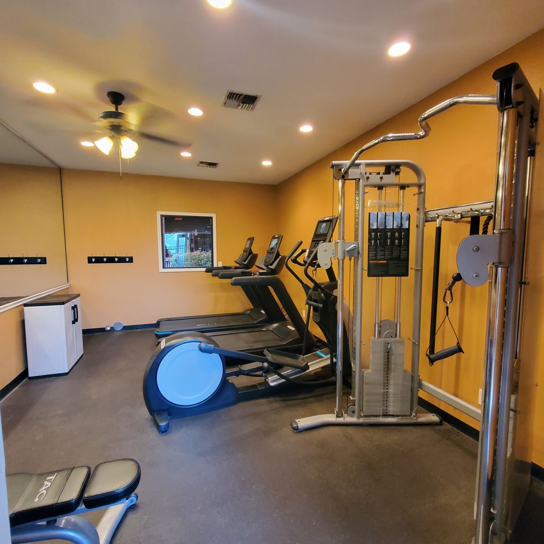 Gym at The Hamilton Apartments (6 of 7)