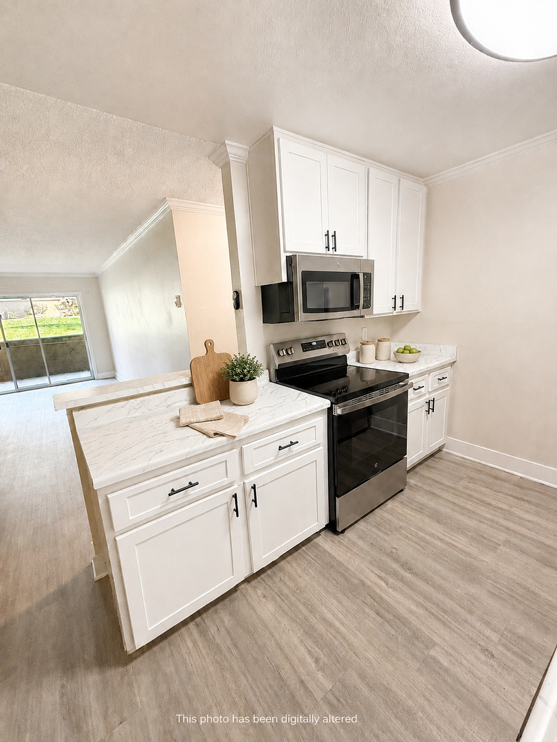 Carlsbad View Apts 7 of 25