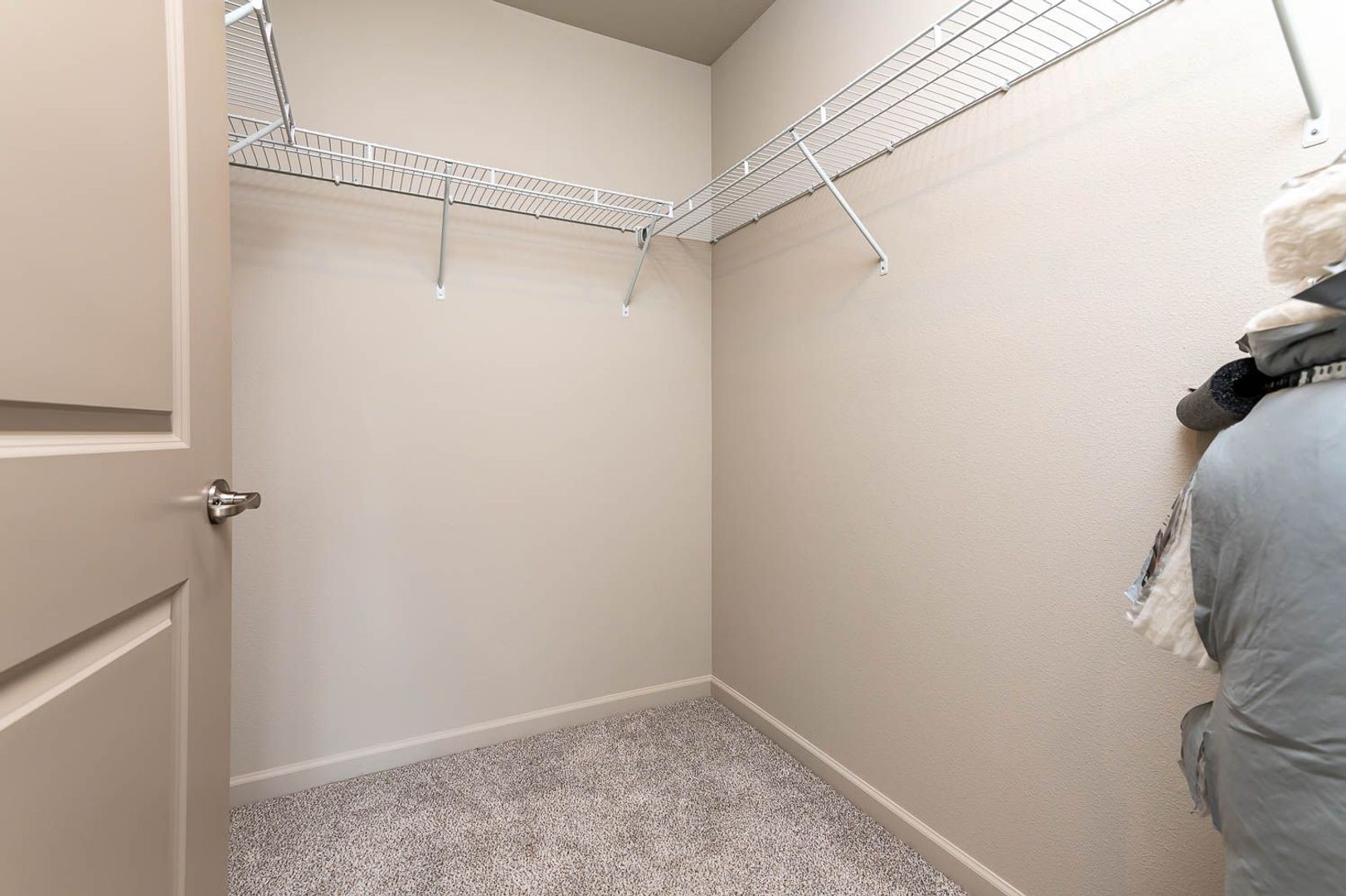 Eagle Ridge Apts 11 of 33