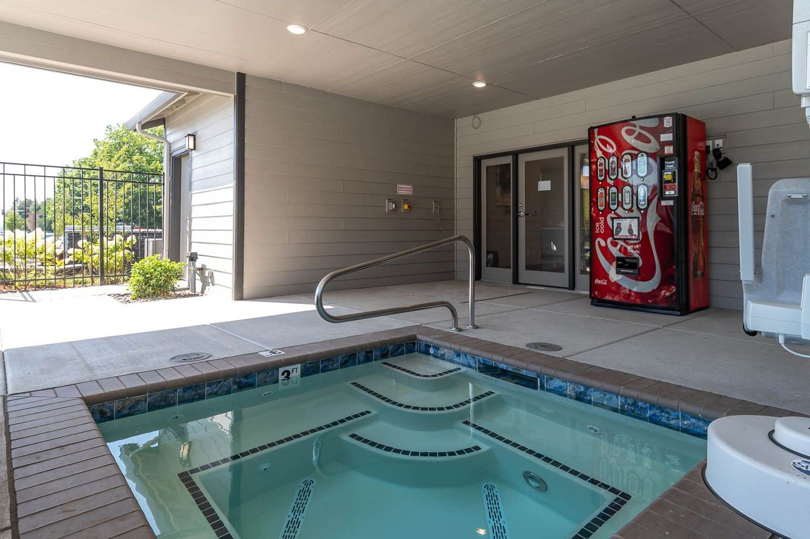 Eagle Ridge Apts 29 of 33