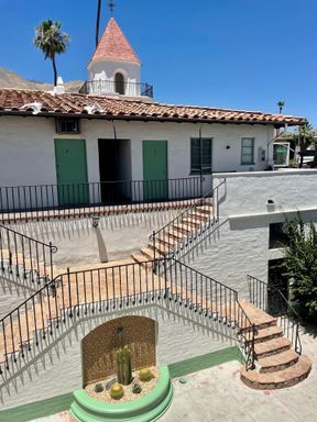 Charming Historic Studio Available!