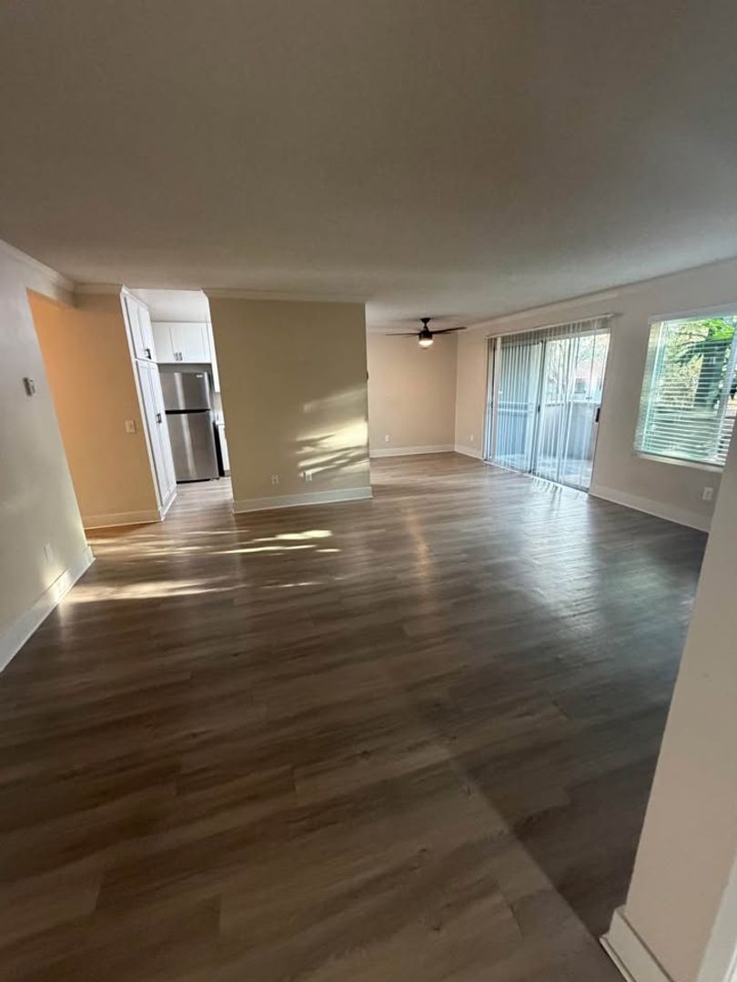 Oceanside Apartment: 3675 Barnard Dr.