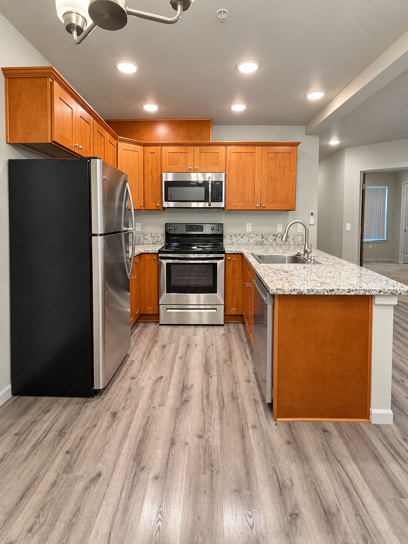 Eagle Ridge Apts 2 of 28