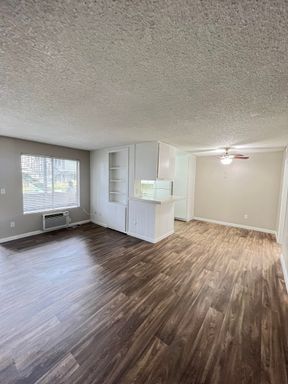 Move In by September 6 and Keep More Money in Your Pocket! – photo 1