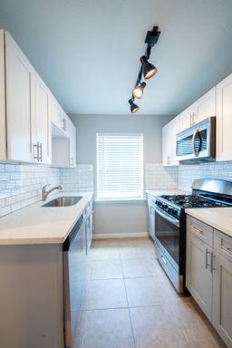 2 Bedroom Apartment – 2503 Delano Street - Unit 2, Houston, TX 77004