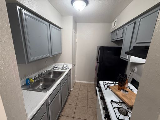 2 Bedroom Rental – 7301 Jensen - 15, Houston, TX 77093