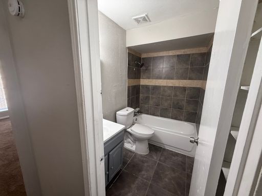 2 Bedroom Rental – 7301 Jensen - 35, Houston, TX 77093