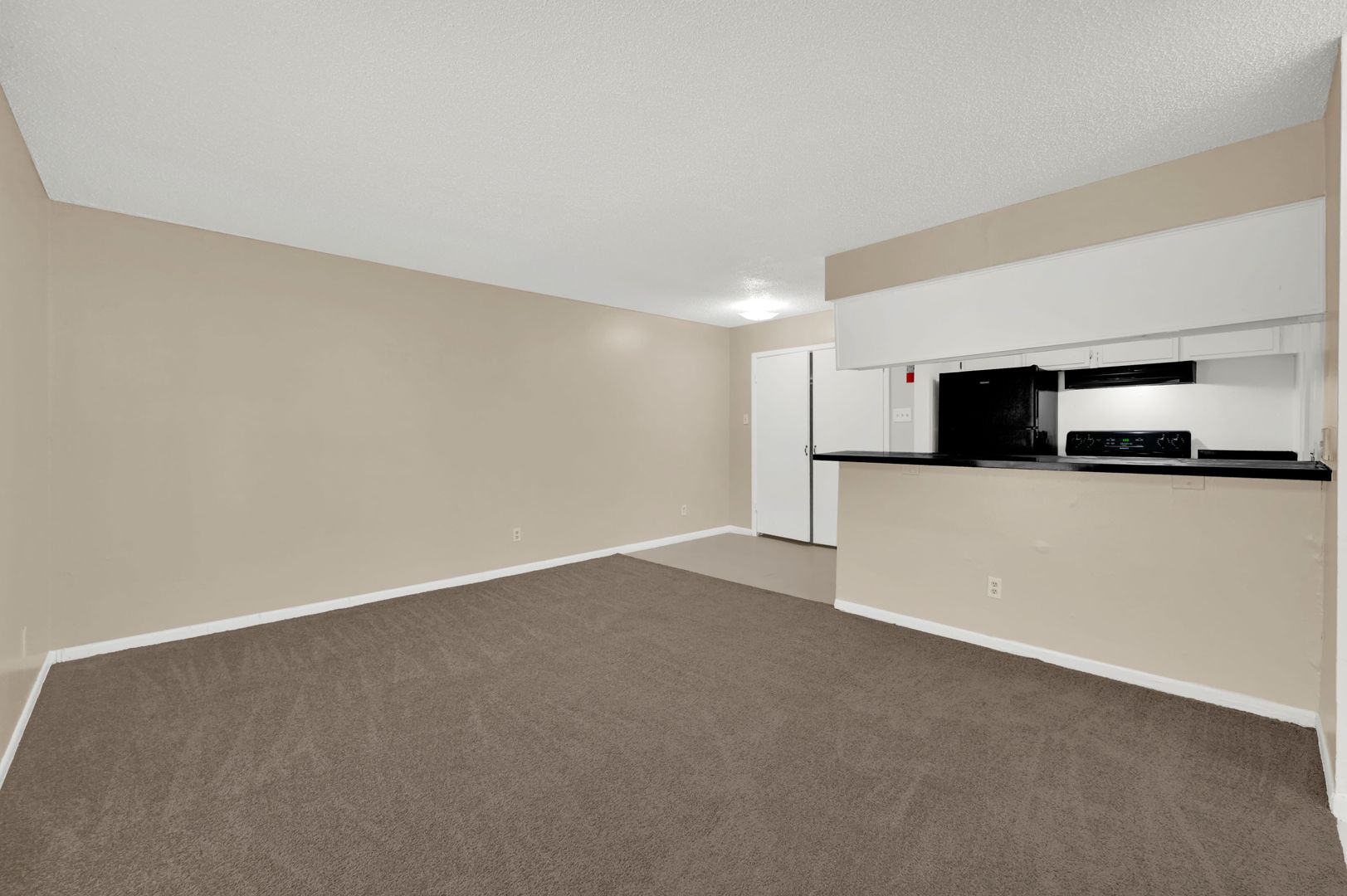 Houston Apartment: 7211 Atwell
