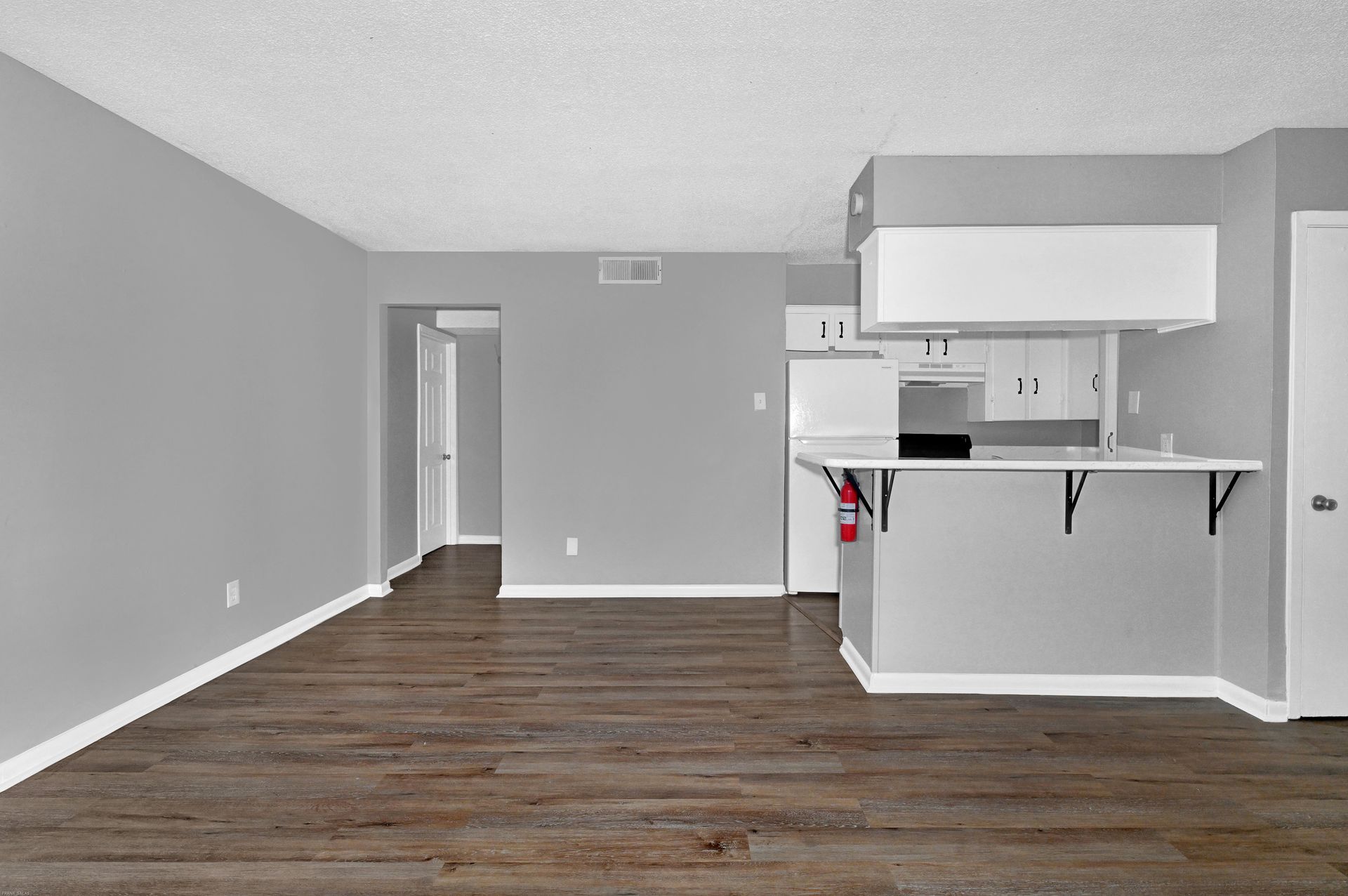 Carolyn Court Apartments 6 of 12