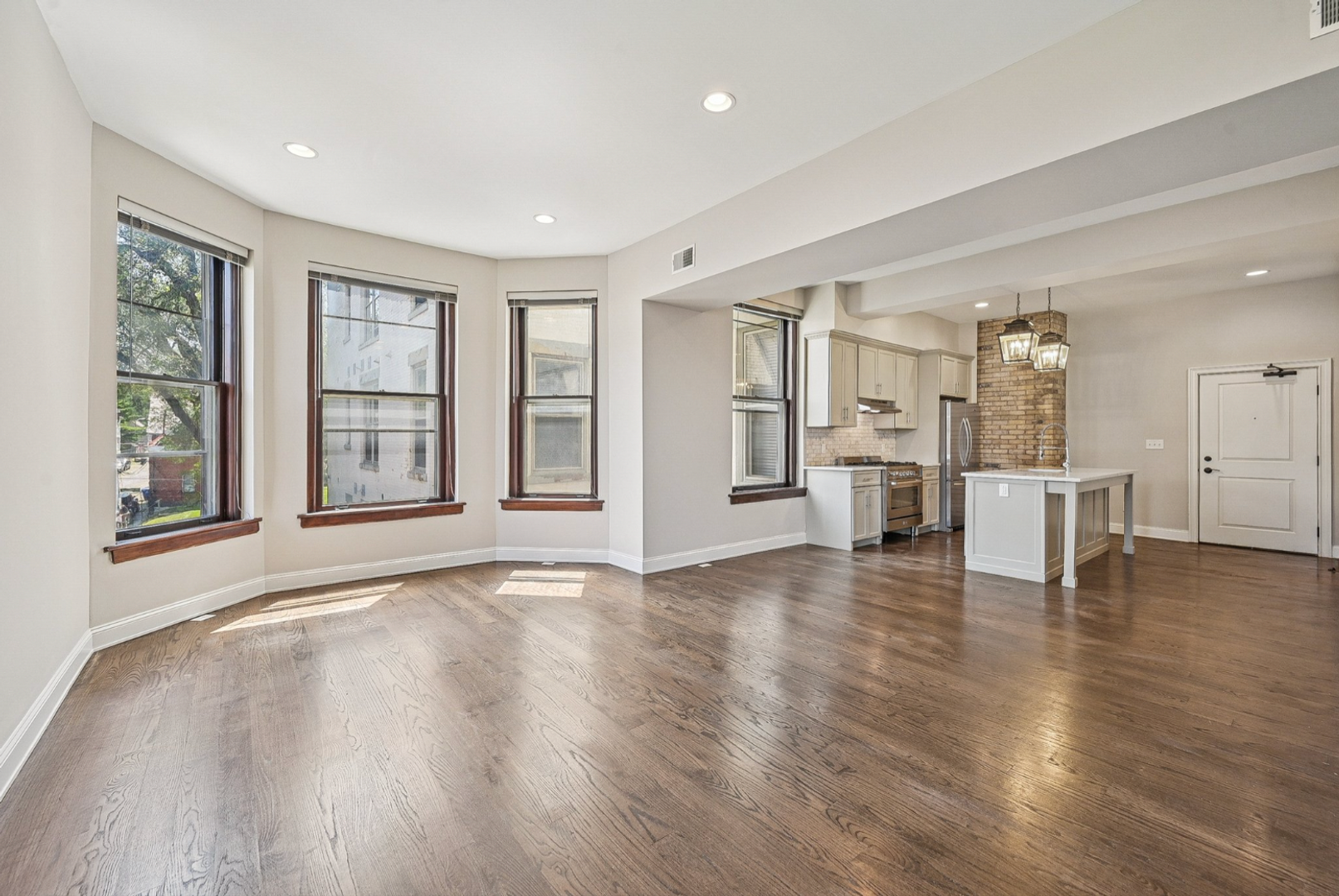 Columbus Apartment: 789 Dennison