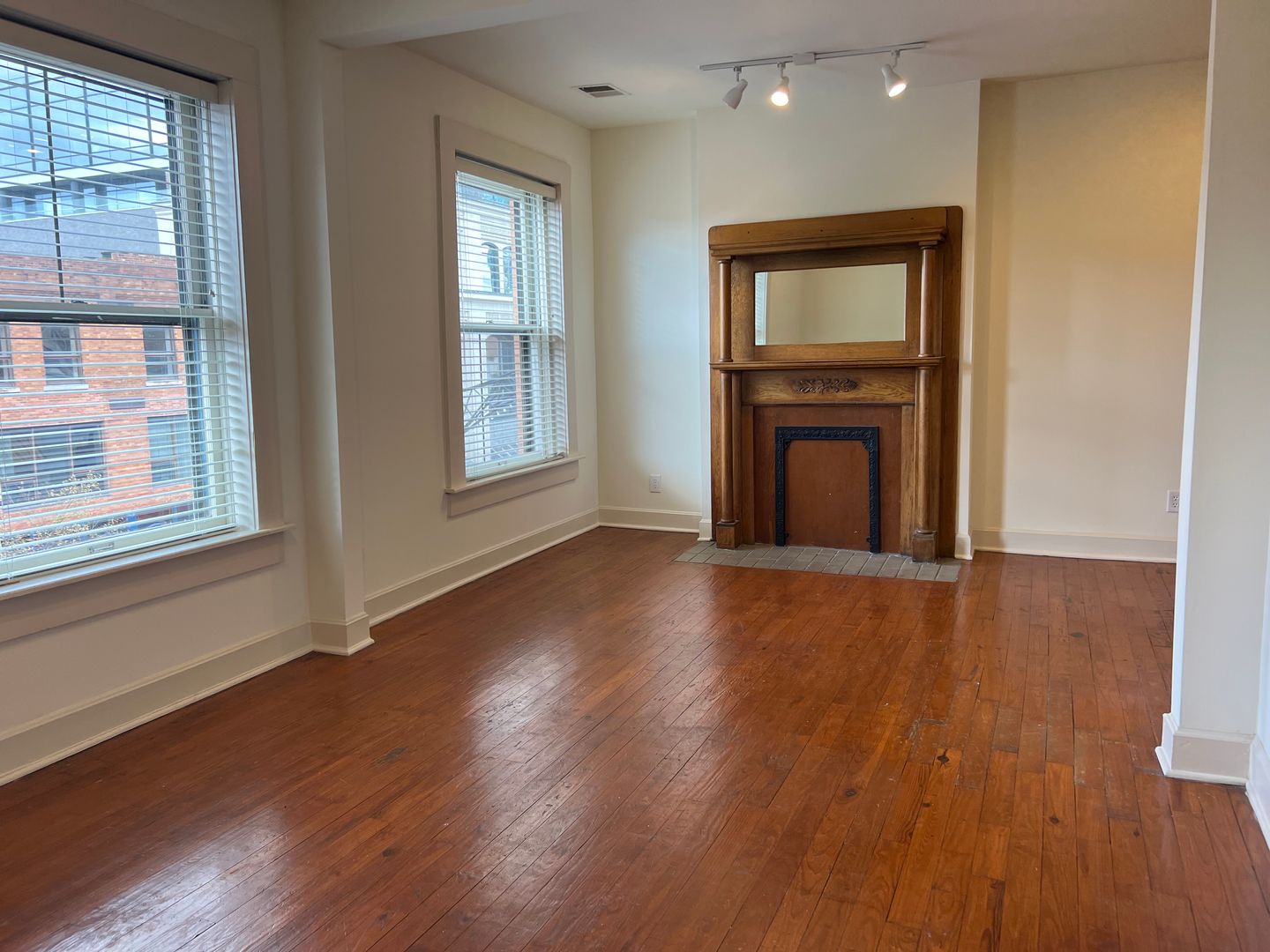 Columbus Apartment: 692 N. High Street