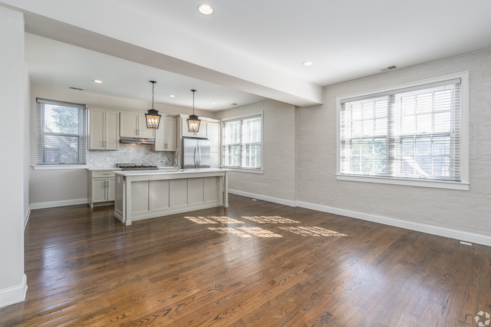 Columbus Apartment: 789 Dennison