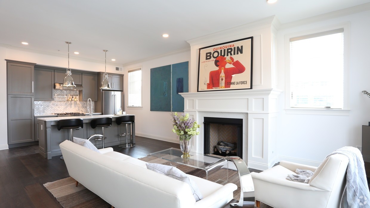 Columbus Apartment: 936 N High St