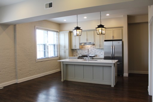Beautiful 1 bedroom, 1 bathroom with Space for Home Office – photo 1