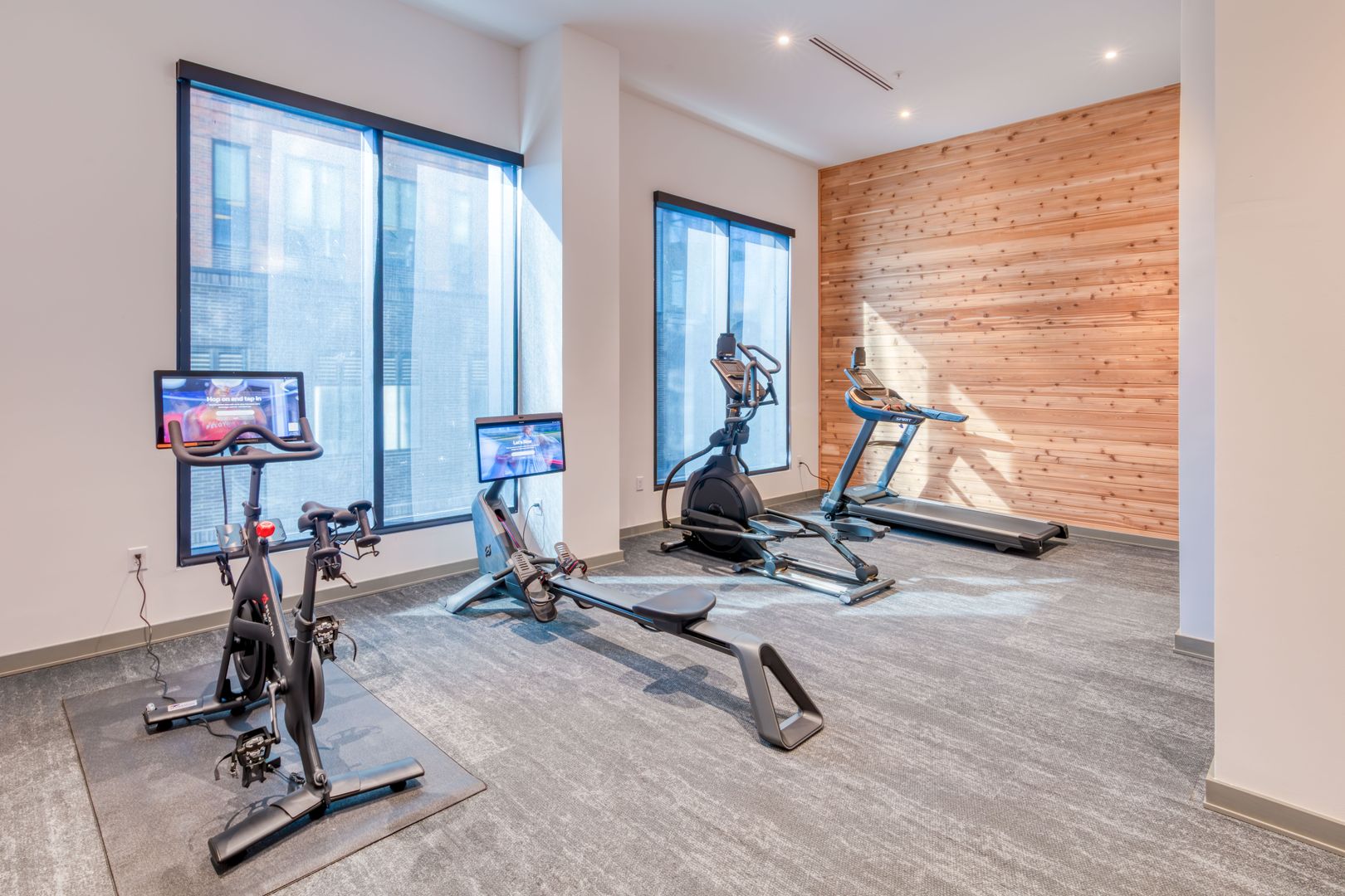 Gym at 35res (1 of 2)